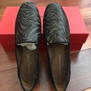 Comfy stylish walking shoes