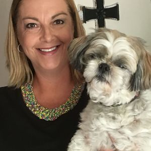 Meet your Posher, Dana