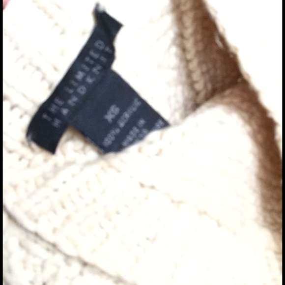 Hand knit tan fitted stylish sweater - Picture 4 of 4