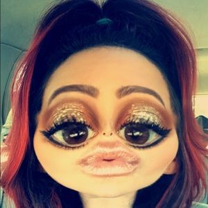 Meet your Posher, Niki