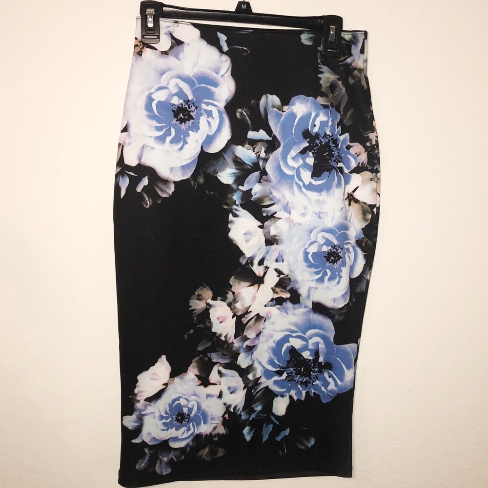 Apt. 9 blue and black pencil skirt