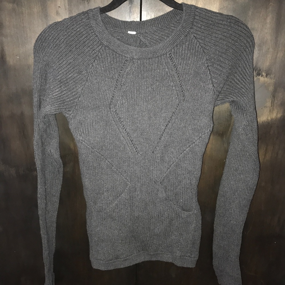 Gray lululemon workout sweater.