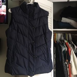Gap puffy vest