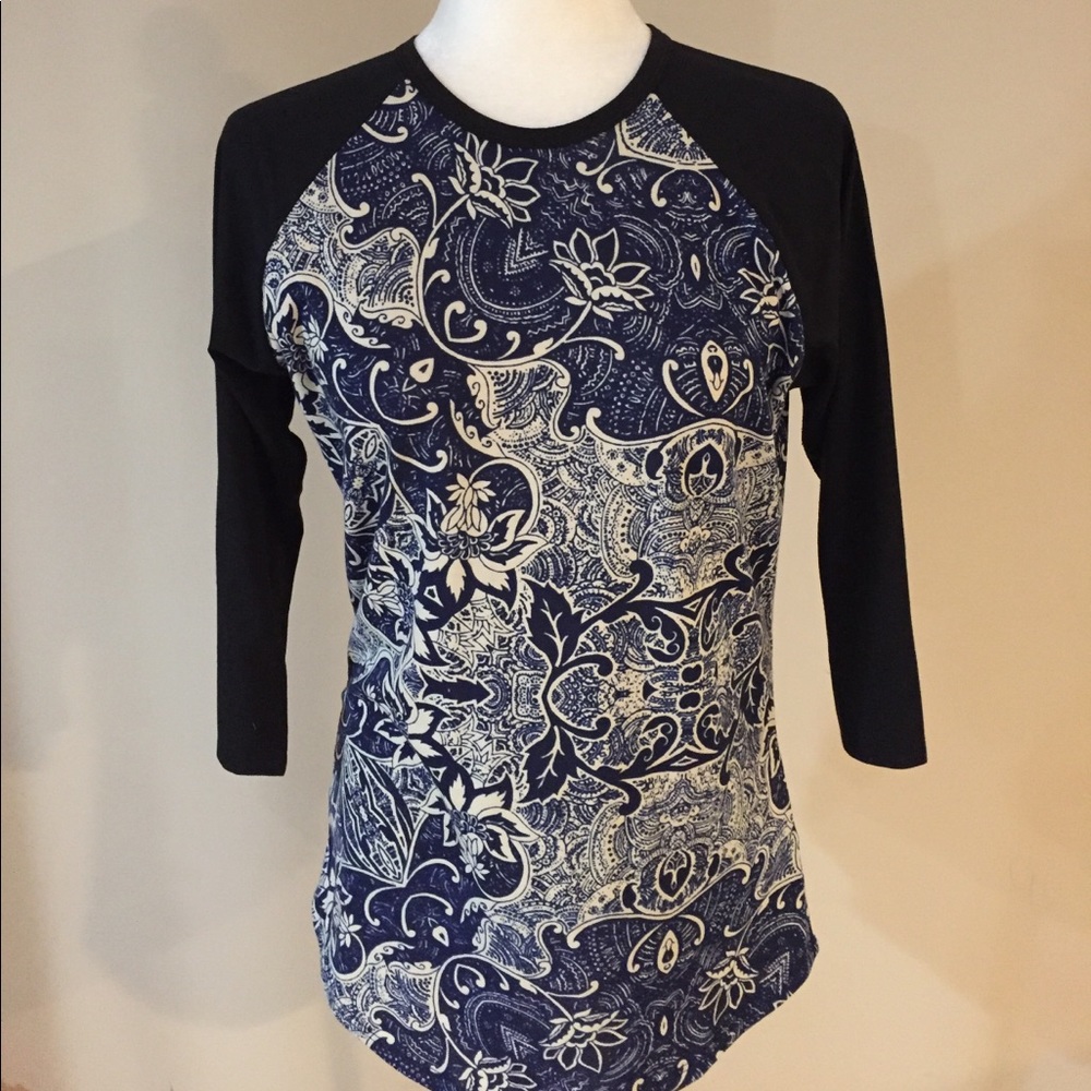 LuLaRoe Gorgeous Randy! Size Small.