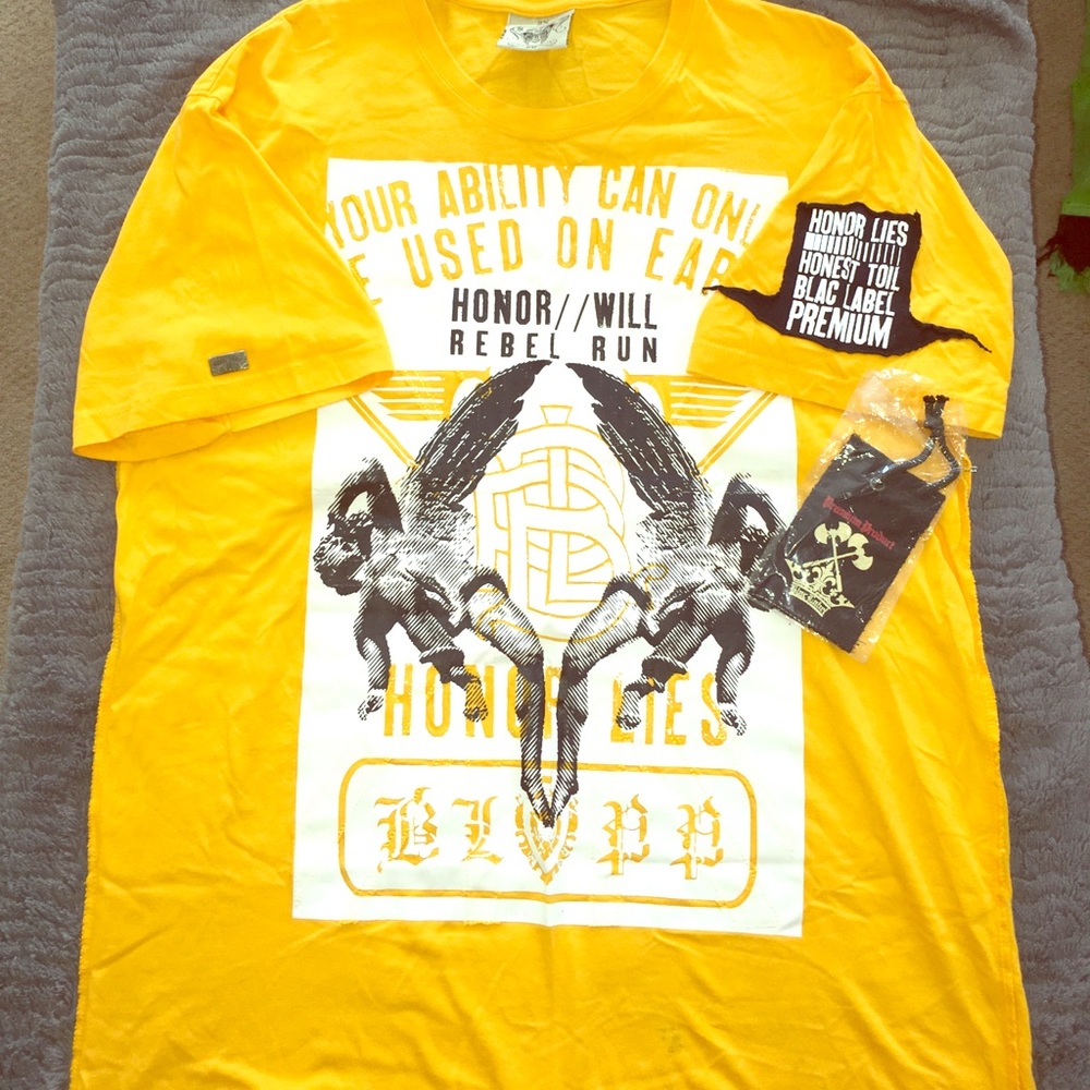 Blac Label Premium Product Men’s Embellished Tee