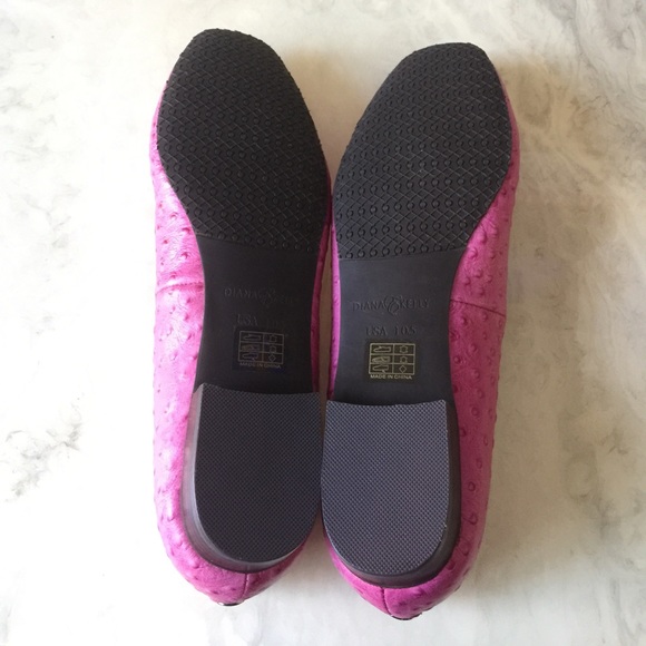 Alligator Brooch Leather Shoes - Picture 5 of 5