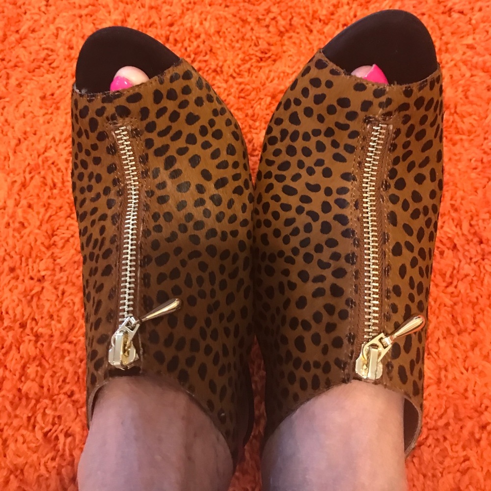 Leopard bootie