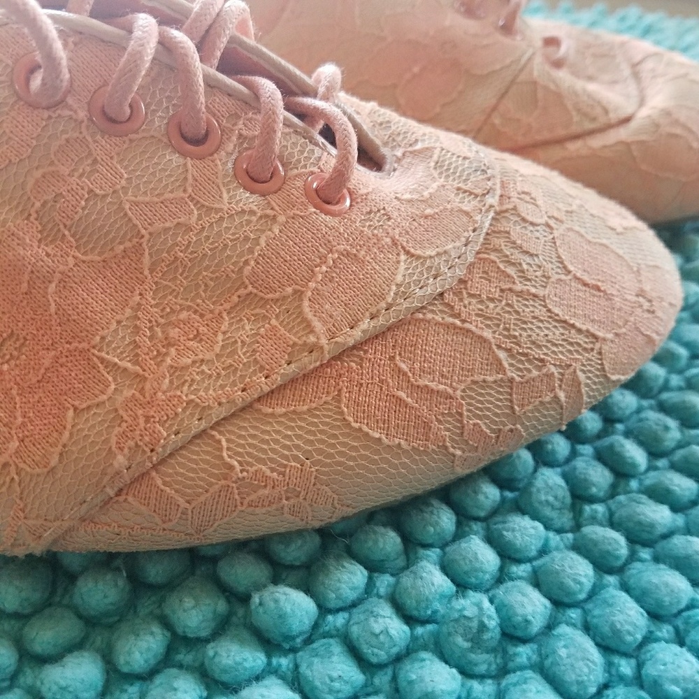 Dollhouse Lace Shoes