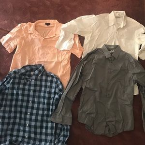 Men’s collard button up dress shirt