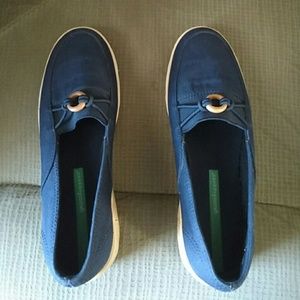 Size 5M Blue & Tan Grasshoppers Shoes