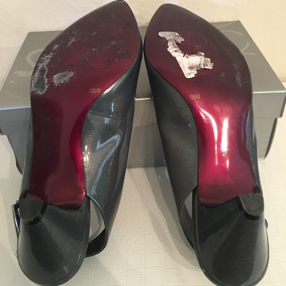 Jessica Simpson Collection iridescent gray 3” heel - Picture 3 of 4