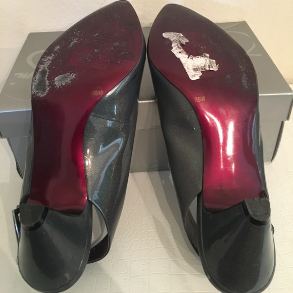 Jessica Simpson Collection iridescent gray 3” heel - Picture 3 of 4