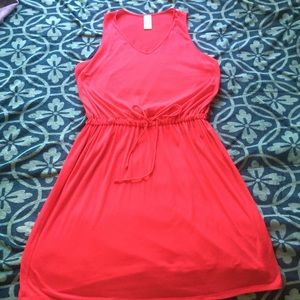 3 for $10 🍭 red sleeveless dress waist tie