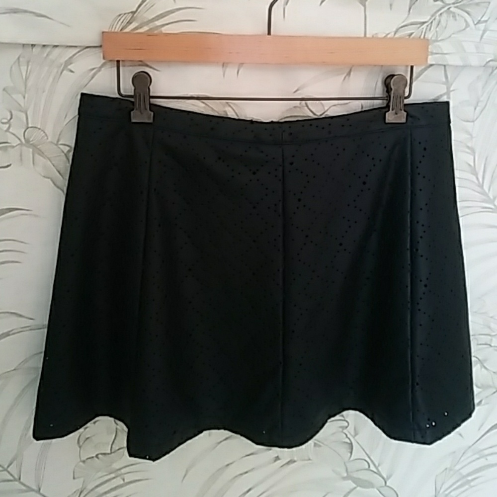 JSimpson Leather Mini
