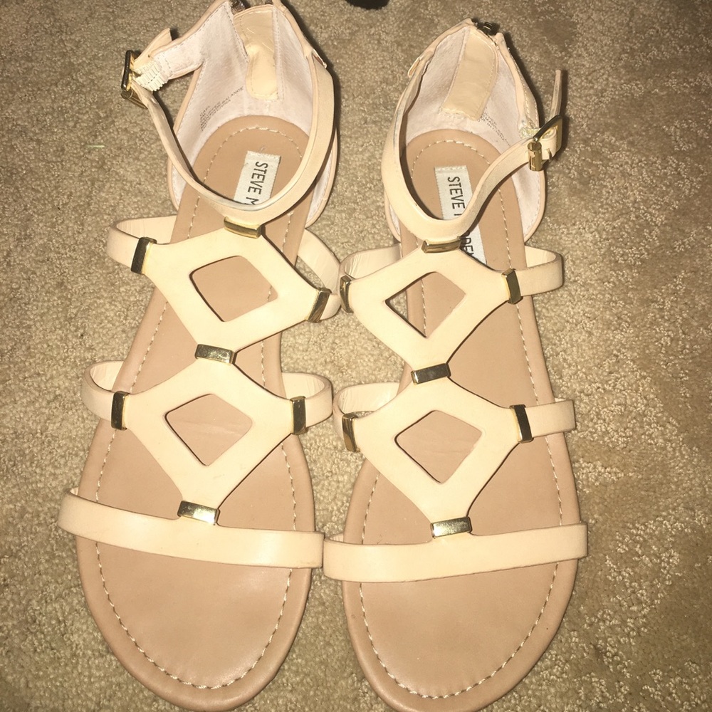 Women’s gladiator sandals
