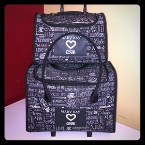 Mary Kay Rolling Tote