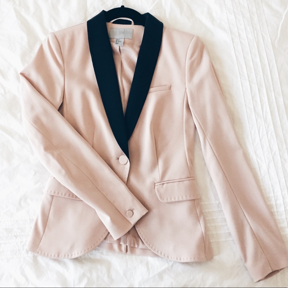 Nude pink blazer