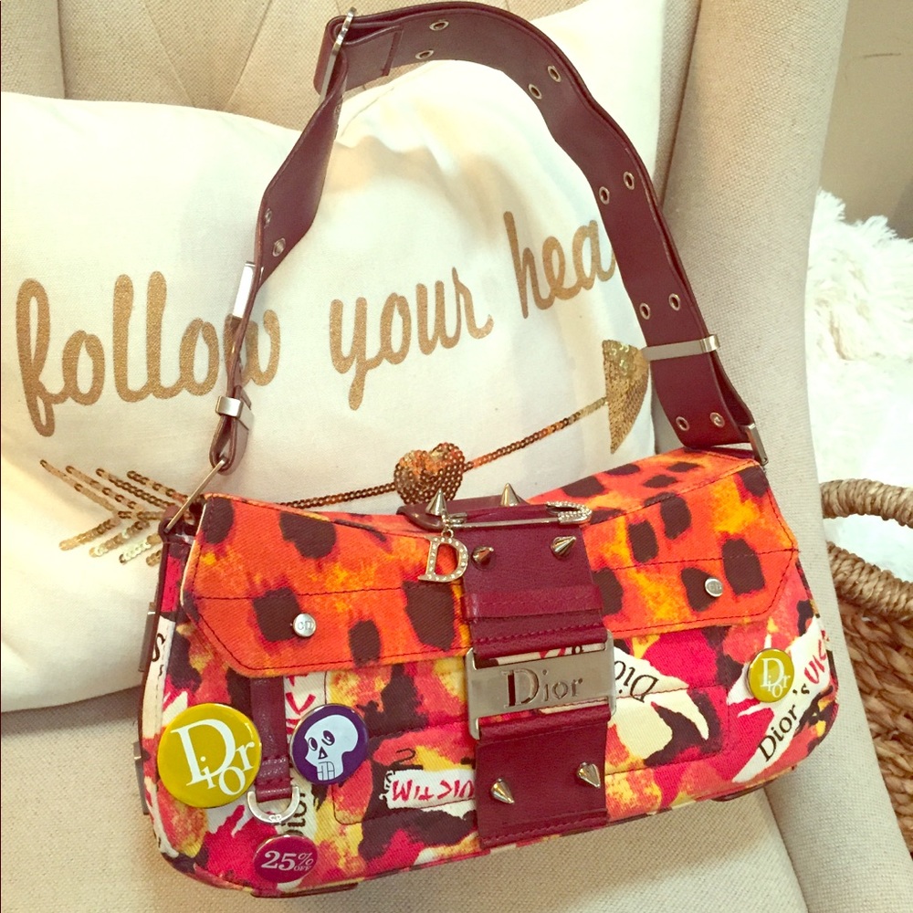 Offers? Christian Dior’s Victim Purse