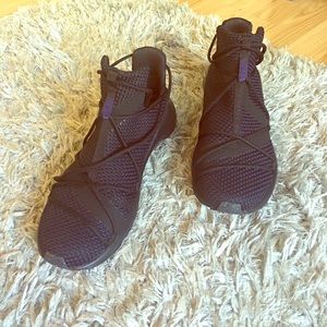 🥂SALE 🥂NWOT Puma Fierce Rope Training Sneakers