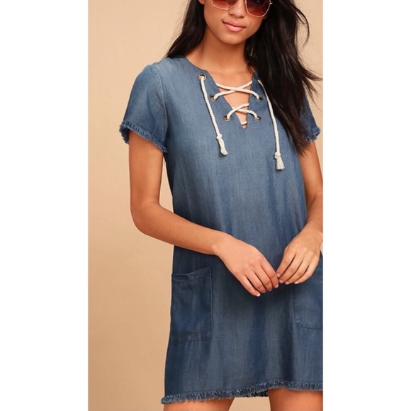 Chic Summer Jean Dress 👀👀 - Picture 2 of 4