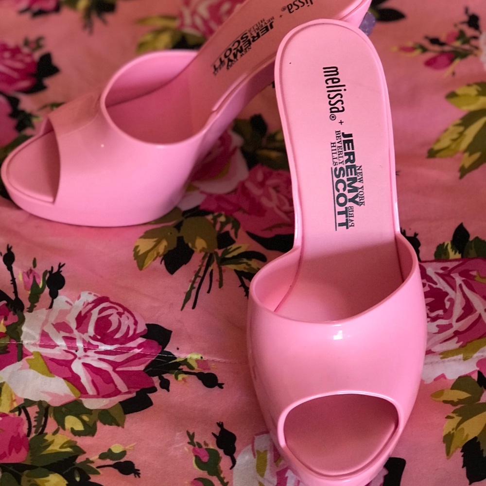 Melissa Jeremy Scott 4 Moschino Pink Barbie shoes - Picture 2 of 8