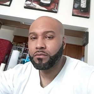 Meet your Posher, Tom