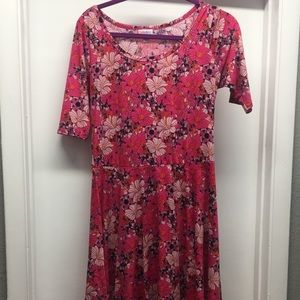 lularoe Nicole- L