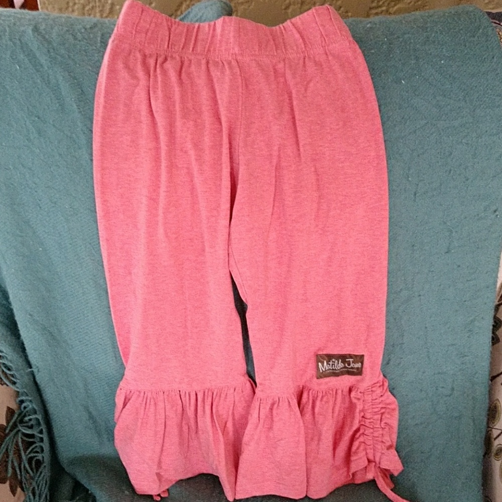 Girl's crop ruffle pants