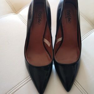 Mossimo black heels