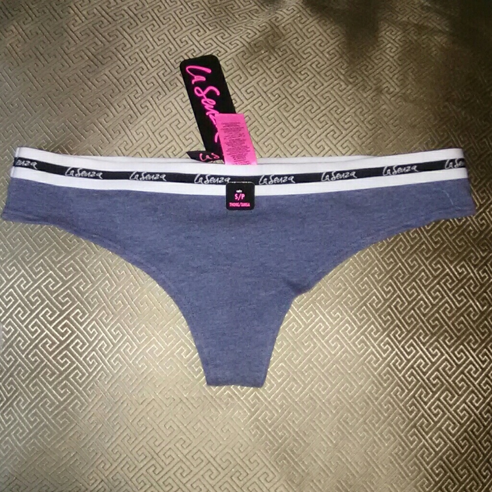 SALE! NWT! {La Senza} sporty thong