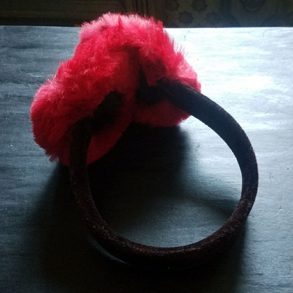 CHIC - Earmuffs - Picture 4 of 4