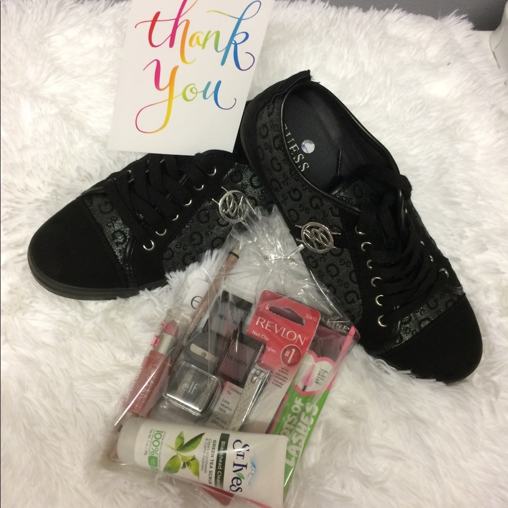 🖤NWOT GuessSneakers🌟FREE ThankYou GiftwPurchase!