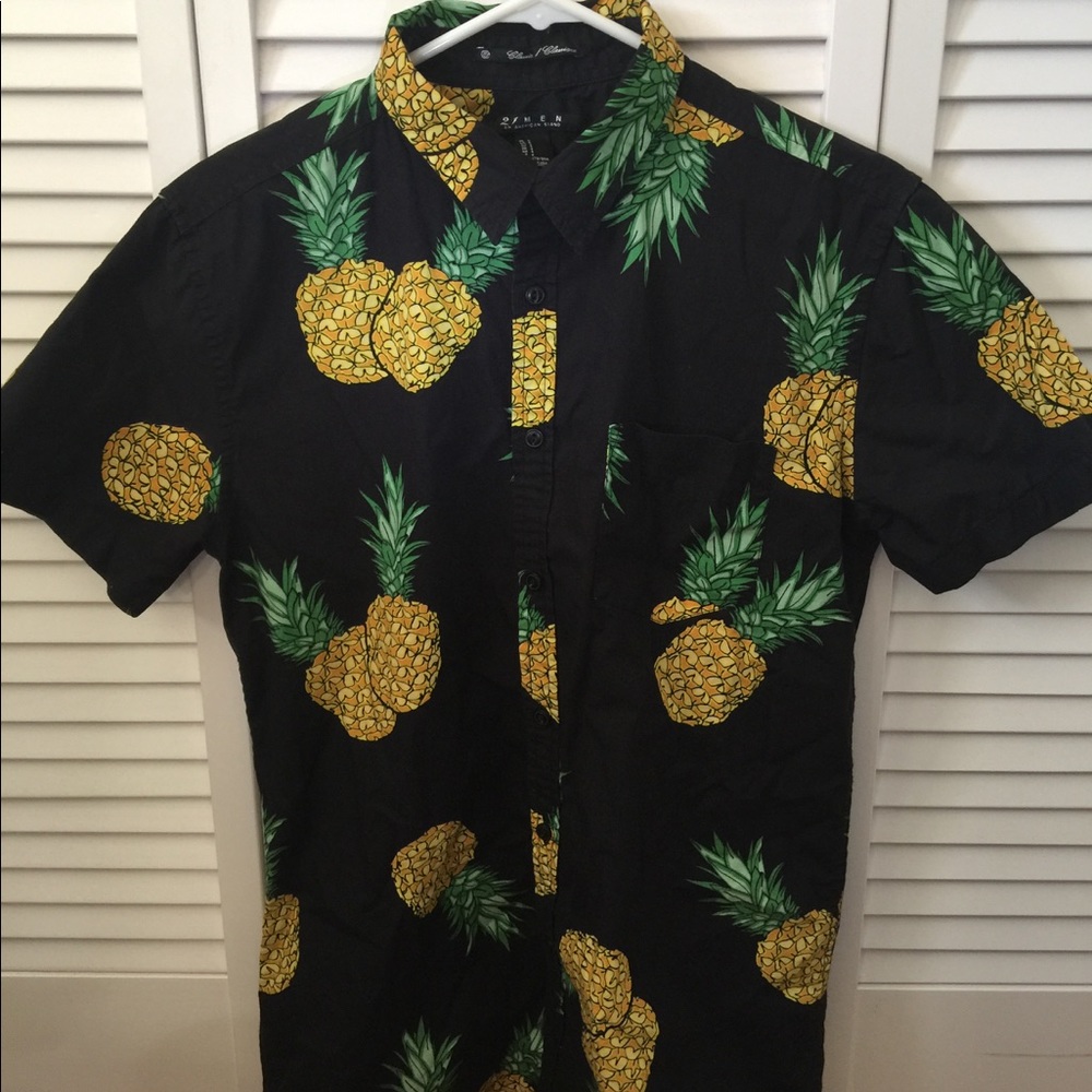 Forever 21 MEN's Pineapple Casual Shirt
