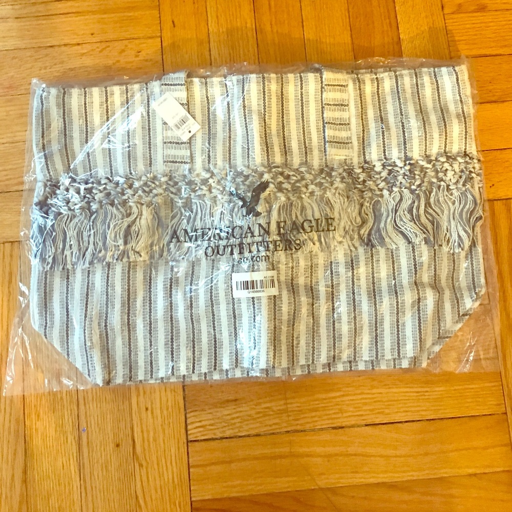 AMERICAN EAGLE BEACH BAG NWT
