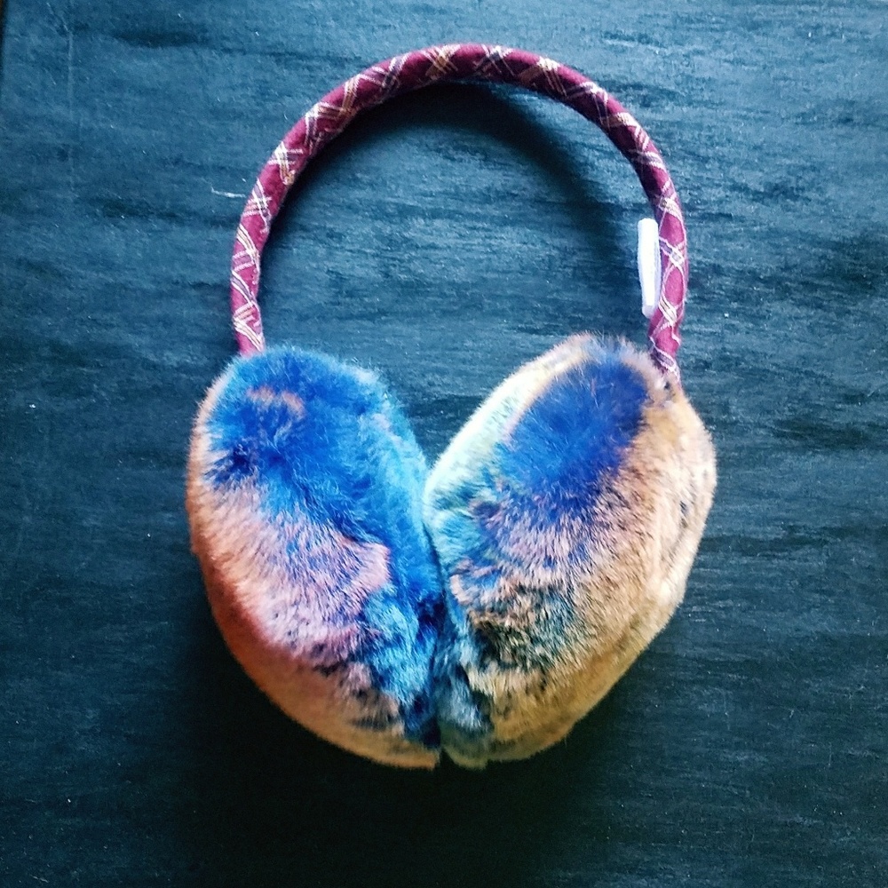EXTRAVAGANT - Fur Earmuffs