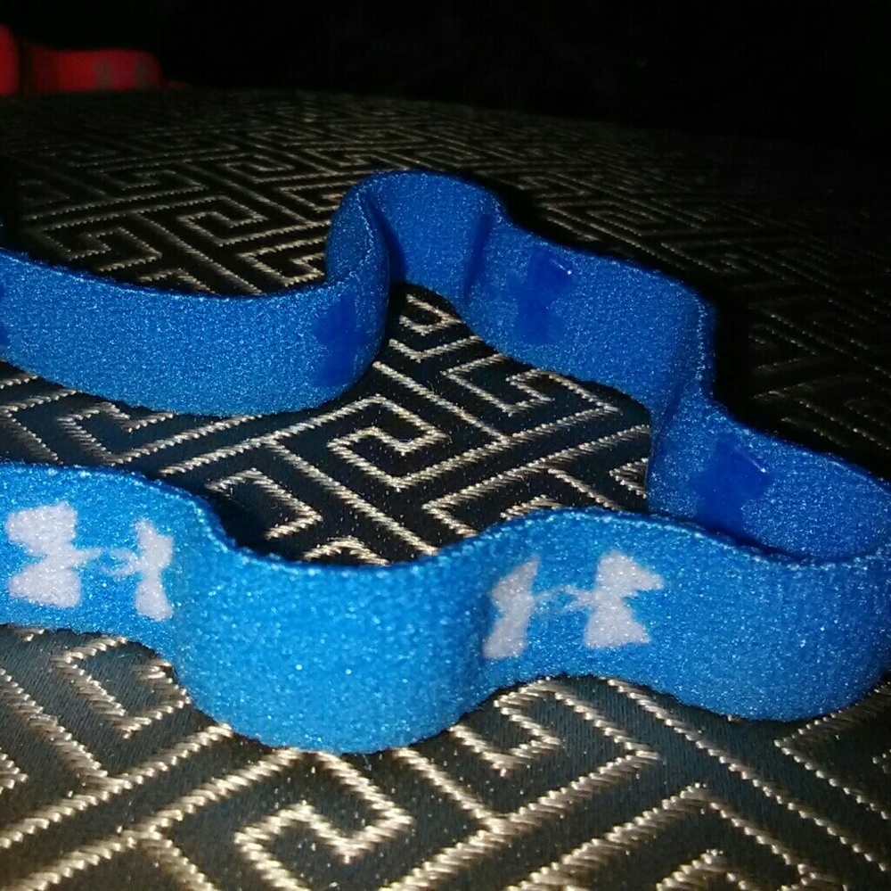 SALE! {Under Armour} headband