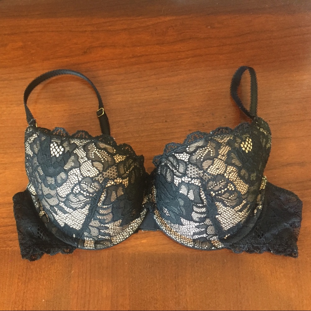 VICTORIAS SECRET Lace Black Balconet Bra 34B
