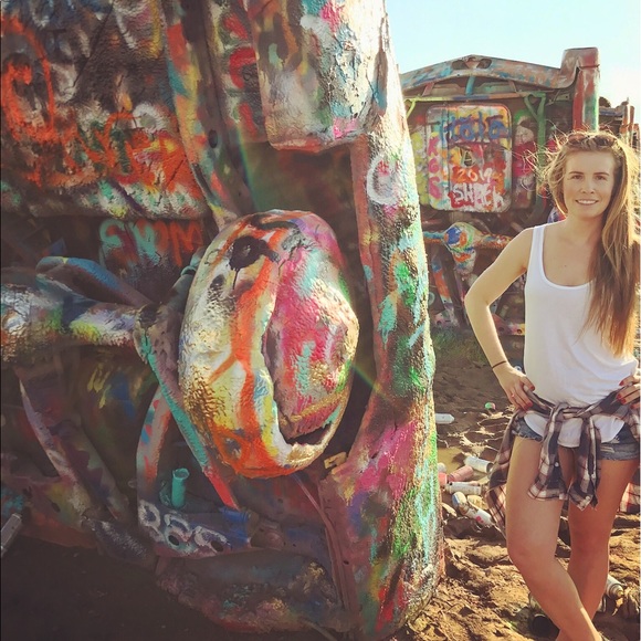 Meet your Posher, Brittany - Picture 1 of 1