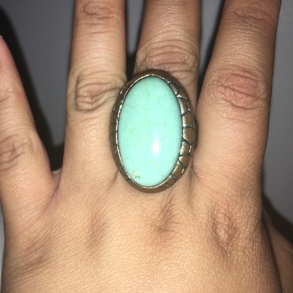 Turquoise Ring - Picture 1 of 3