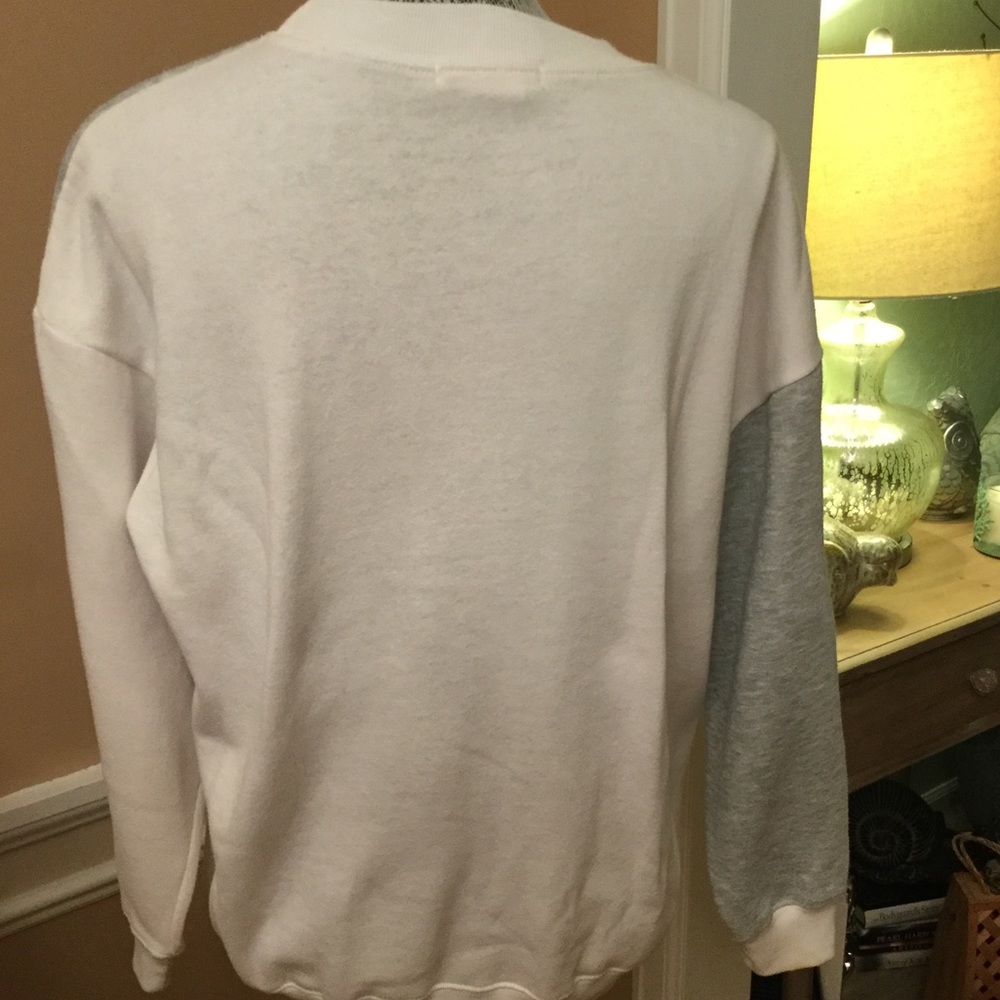 CUTE CHRISTMAS SWEATSHIRT - Picture 2 of 5
