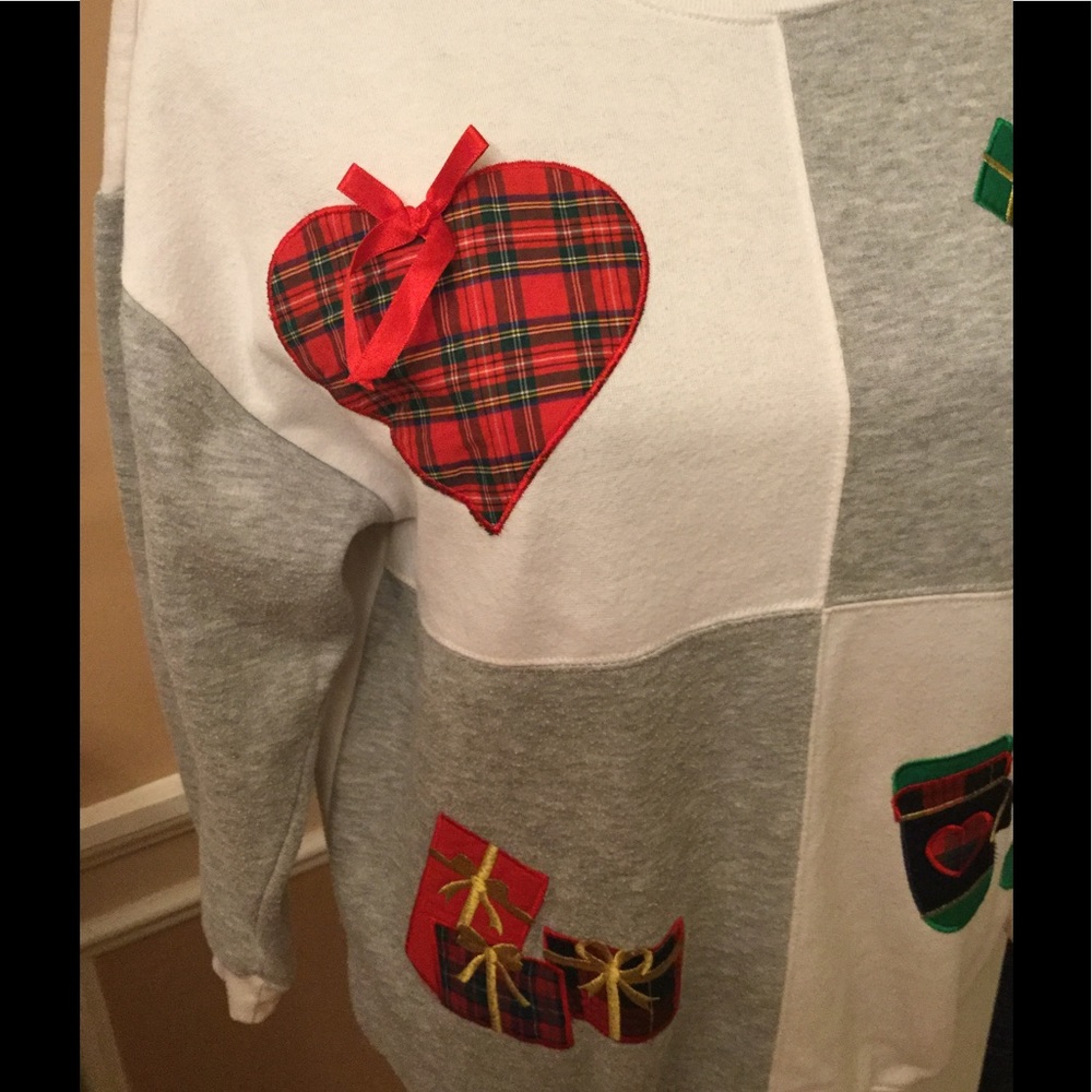 CUTE CHRISTMAS SWEATSHIRT - Picture 3 of 5