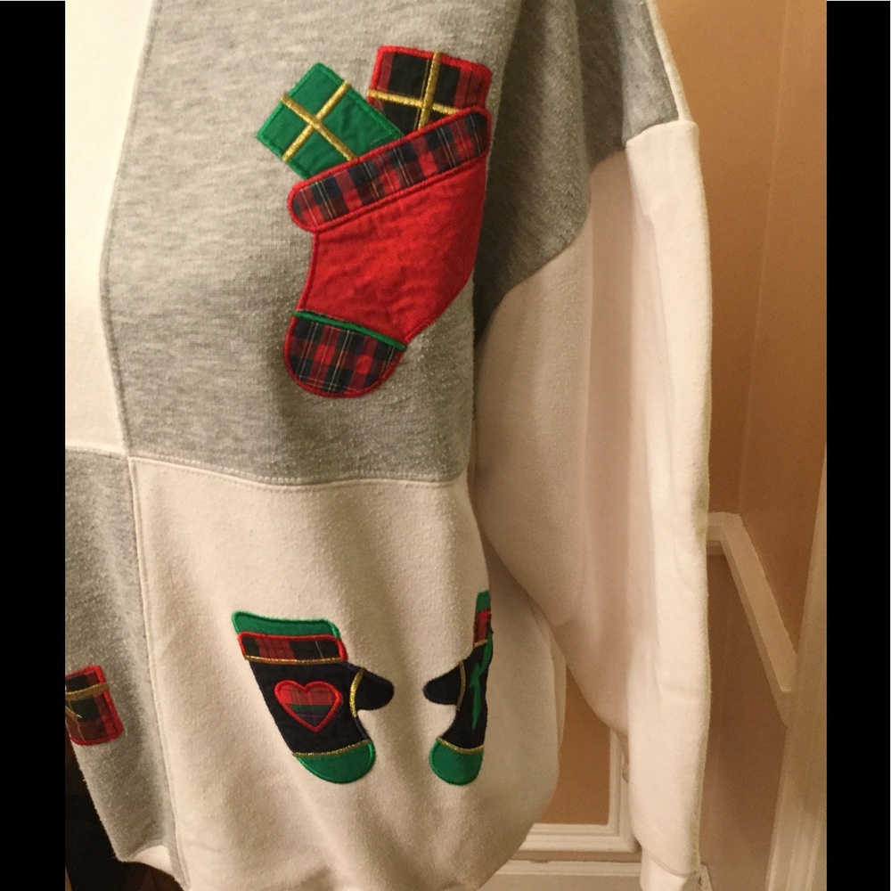 CUTE CHRISTMAS SWEATSHIRT - Picture 4 of 5