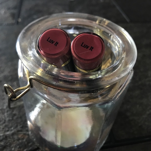 LipSense Luv It - Picture 1 of 1