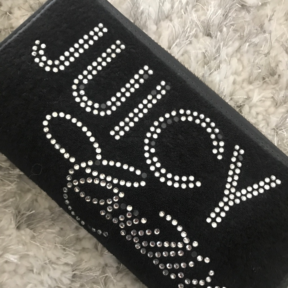 Wallet - Picture 2 of 3