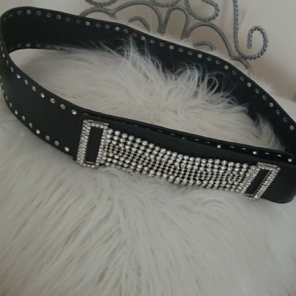 Belt - Picture 2 of 5
