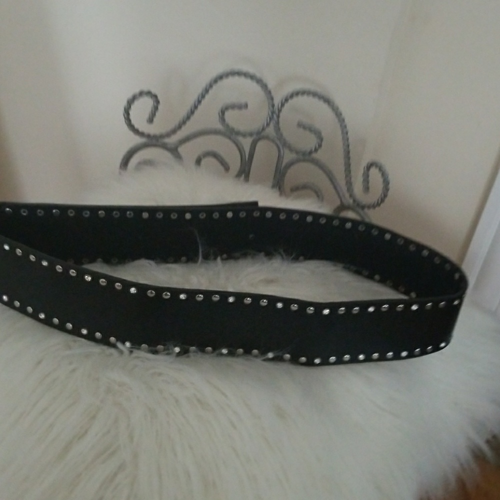 Belt - Picture 3 of 5