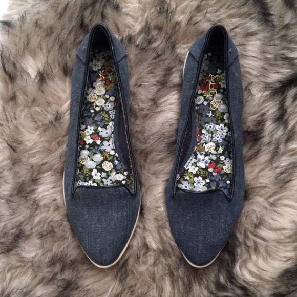 Also Jean Flats. - Picture 2 of 2