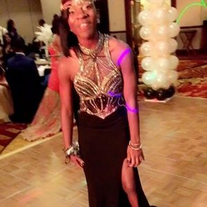 Meet your Posher, Destiny