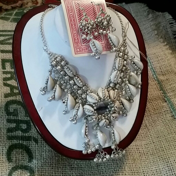 BOHO Choker and Earring Set New Statement Necklace - Picture 2 of 3