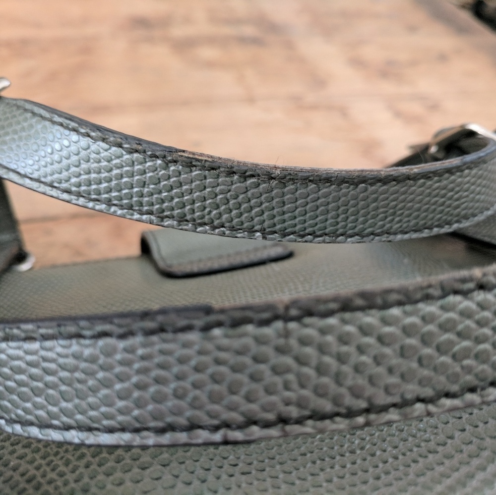 Silver Metallic Python Embossed Leather Guess Pur… - image 7